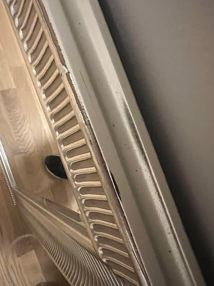 Spegel i silvermetallic till salu