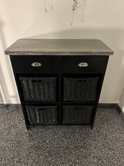 Hallbyrå/korgbyrå
