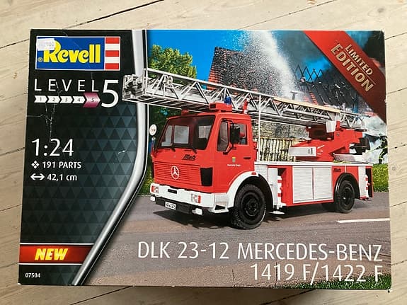 Byggsats brandbil från Revell