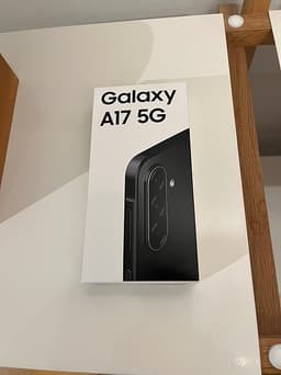 Samsung galaxy a17 obruten förpackning