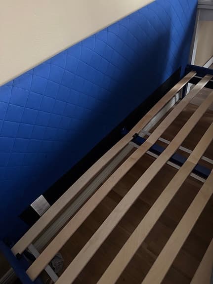 Slattum Ikea säng 160cm