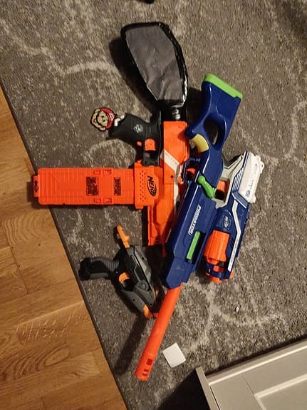 NERF Guns 4st  + Tillbehör