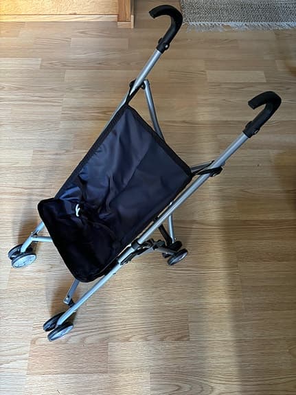 Oanvänd leksaksvagn /sulky / vagn för gosedjur / dockor etc.