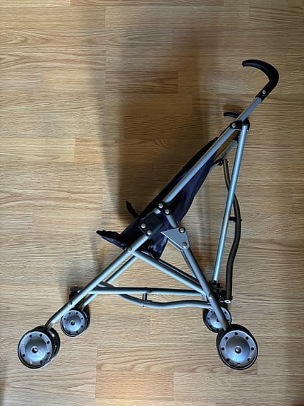 Oanvänd leksaksvagn /sulky / vagn för gosedjur / dockor etc.