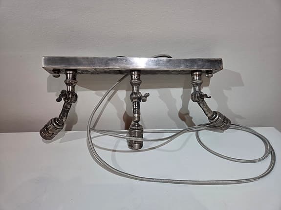 Watt & Veke spotlight