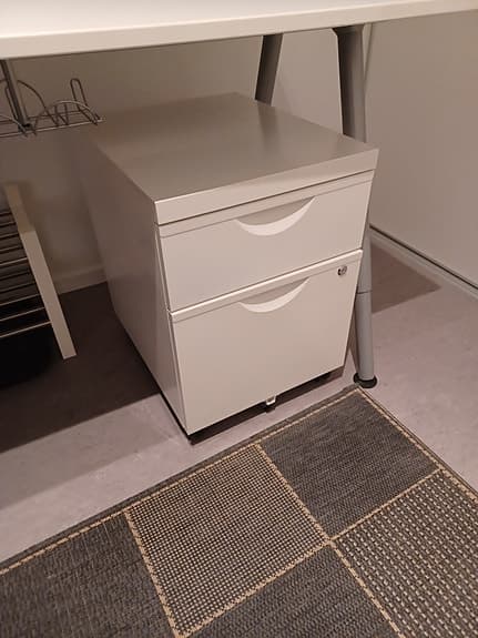 Lådhurts med hängmappar