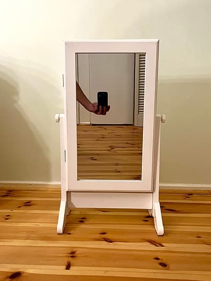 Sminkspegel / Smyckesskåp med Spegel