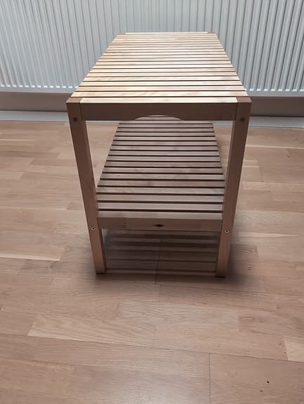 Bänk 79 x 37 x 50 cm massiv björk och klarlack