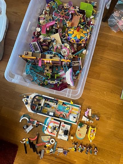 Lego Friends 41381 Räddningsuppdragsbåt + blandat Lego Friends