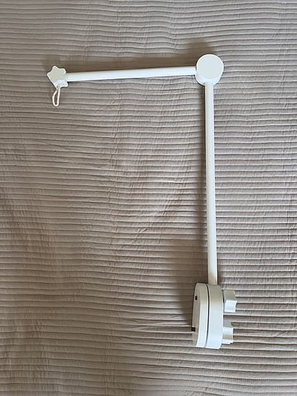 Done by Deer babynest +mobilarm trä +lekbåge för baby newborn bebis leksak toy