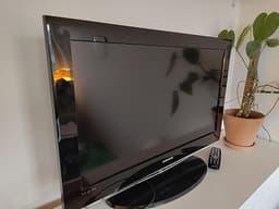 Billig Samsung LCD TV perfekt för barn, familj och äldre