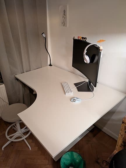 DPJ Höj och sänkbart svängt  vit skrivbord - Premium