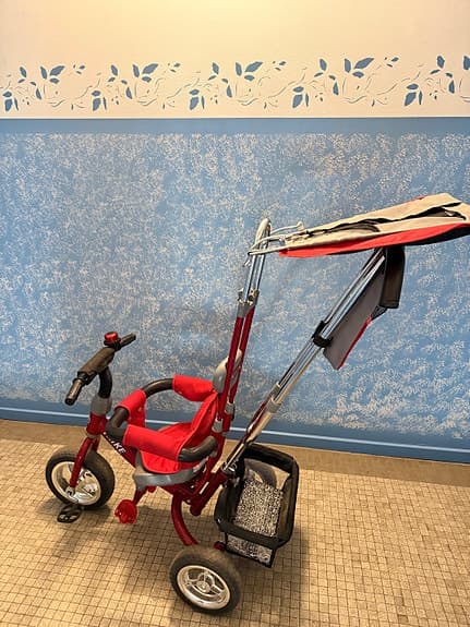 Trike Barncykel Röd med Solskydd och Korg