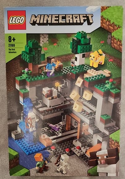 Lego Minecraft och Hidden Side