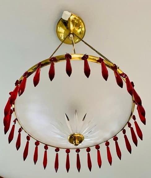 Gammal takkrona kristallkrona glas röda prismor 1910-tal