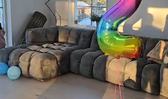 Mörkgrönt sammet modulsoffa med puff modul