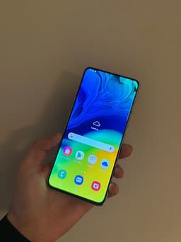 Samsung Galaxy A80 // OLÅST Dual Sim //  128 GB