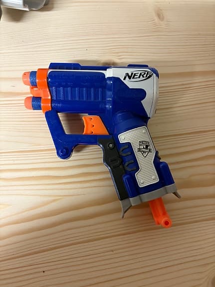 4 st. Nerf