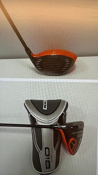 Cobra golfklubbor vänster