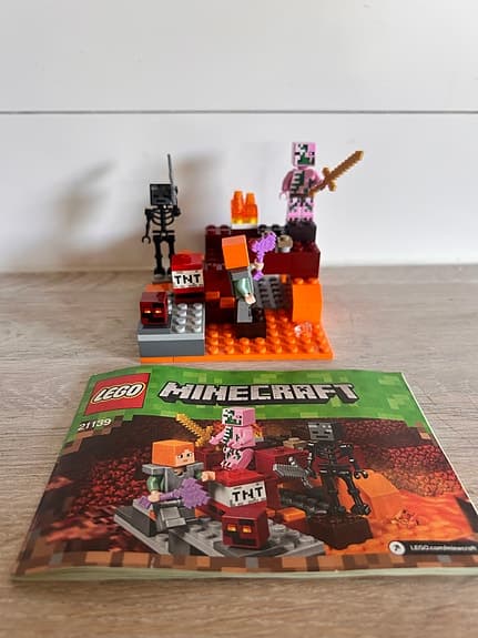 Lego Minecraft
