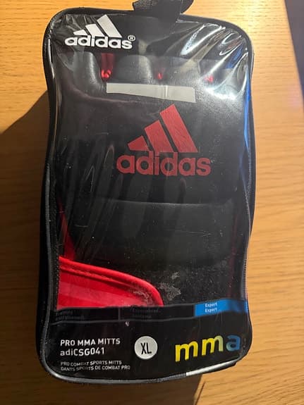 Adidas Pro MMA Mitts XL Svart och röd