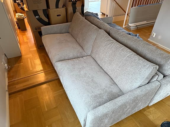 Embla 3-sits XL (Folkhemmet) – Genesis Dove – Helt ny (endast monterad)