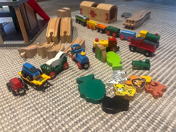 BRIO tågbana och tillbehör STORT PAKET
