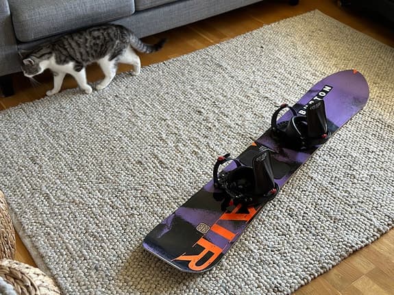 Ikonisk vintage snowboard Burton Air från 1990 i nyskick! #Retro #90's