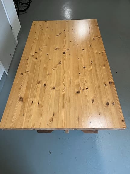 Furu matbord Massivt