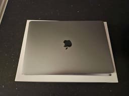 Apple MacBook Pro M2 13-tum (2022)