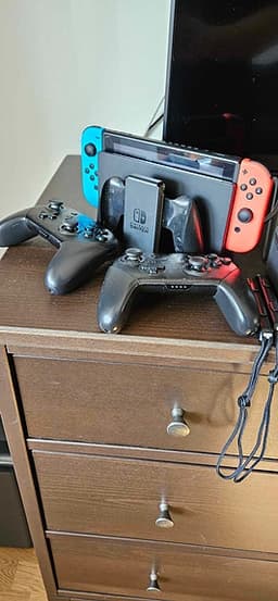 Nintendo Switch (2019)