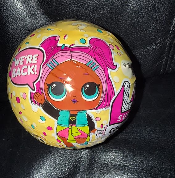 L.O.L. Surprise Confetti Pop boll docka