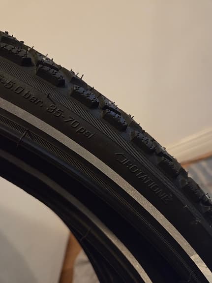 Dubbdäck till elcykel Schwalbe marathon Winter Plus Vinterdäck 28 tum