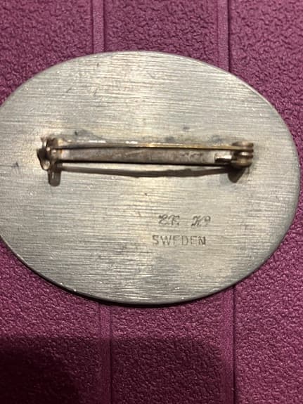 Smycke i tenn av Erik Fransson