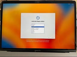 MacBook Pro 16” i7 / 16 GB RAM / 512 GB SSD – Toppskick!