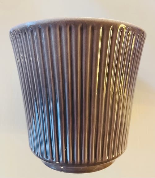 Blomkruka beige färg 14 cm