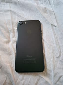 Apple iPhone 7 32 GB svart