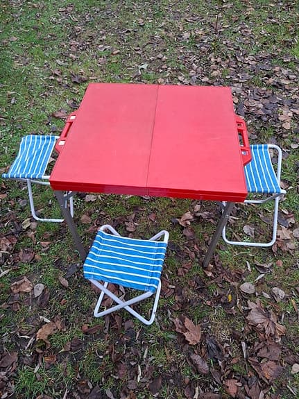 Retro hopfällbart campingbord med 3 stolar