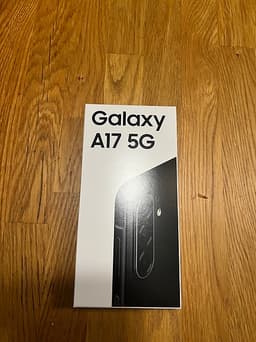 Oöppnad Samsung Galaxy A17 5G mobiltelefon 128 GB med skal