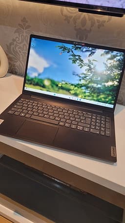 Lenovo bärbar dator (12:e gen).