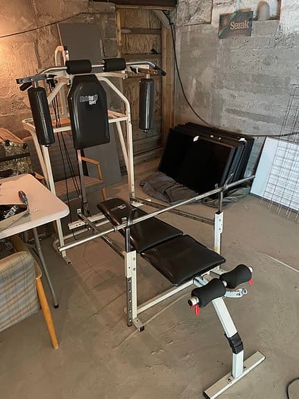 vikter + träningsställ (74kg+ skivstång)