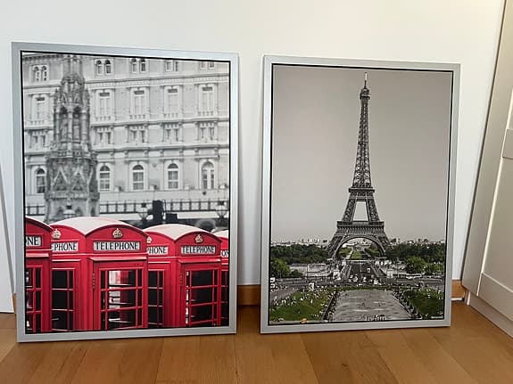 IKEA Tavlor med motiv av staden London och Paris 300 kr för båda