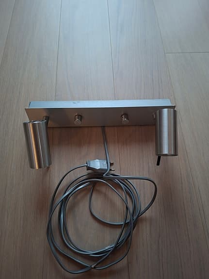 Belid kvalitets vägglampa med två st ljuskällor