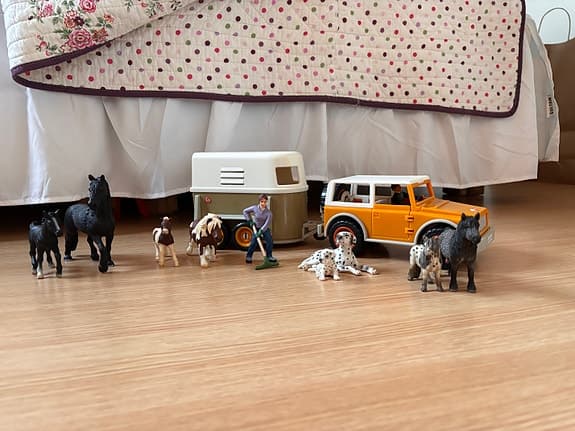 Schleich Lekset med djur och bil