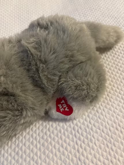 Ty mjukisdjur grå katt