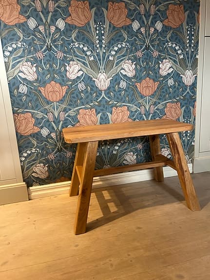 Handgjord ekpall i massiv ek