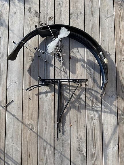 Aldrig använd stänkskärm och pakethållare till gravelcykel