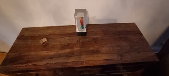 Vägghängd Byrå /Hallmöbel