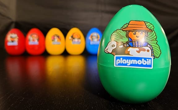 Playmobil påskägg 9501 🐣🟢 – grönt ägg med bonde & kalv (fint skick)