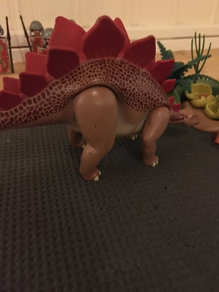 Playmobil dinosaurieleksak med tillbehör